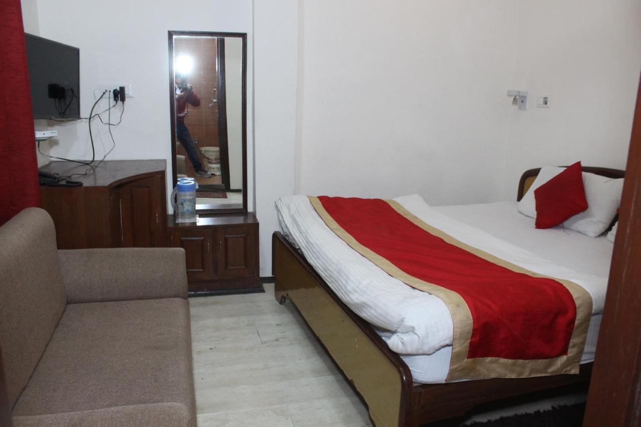 Hotel Dolls Inn Nainital Dış mekan fotoğraf