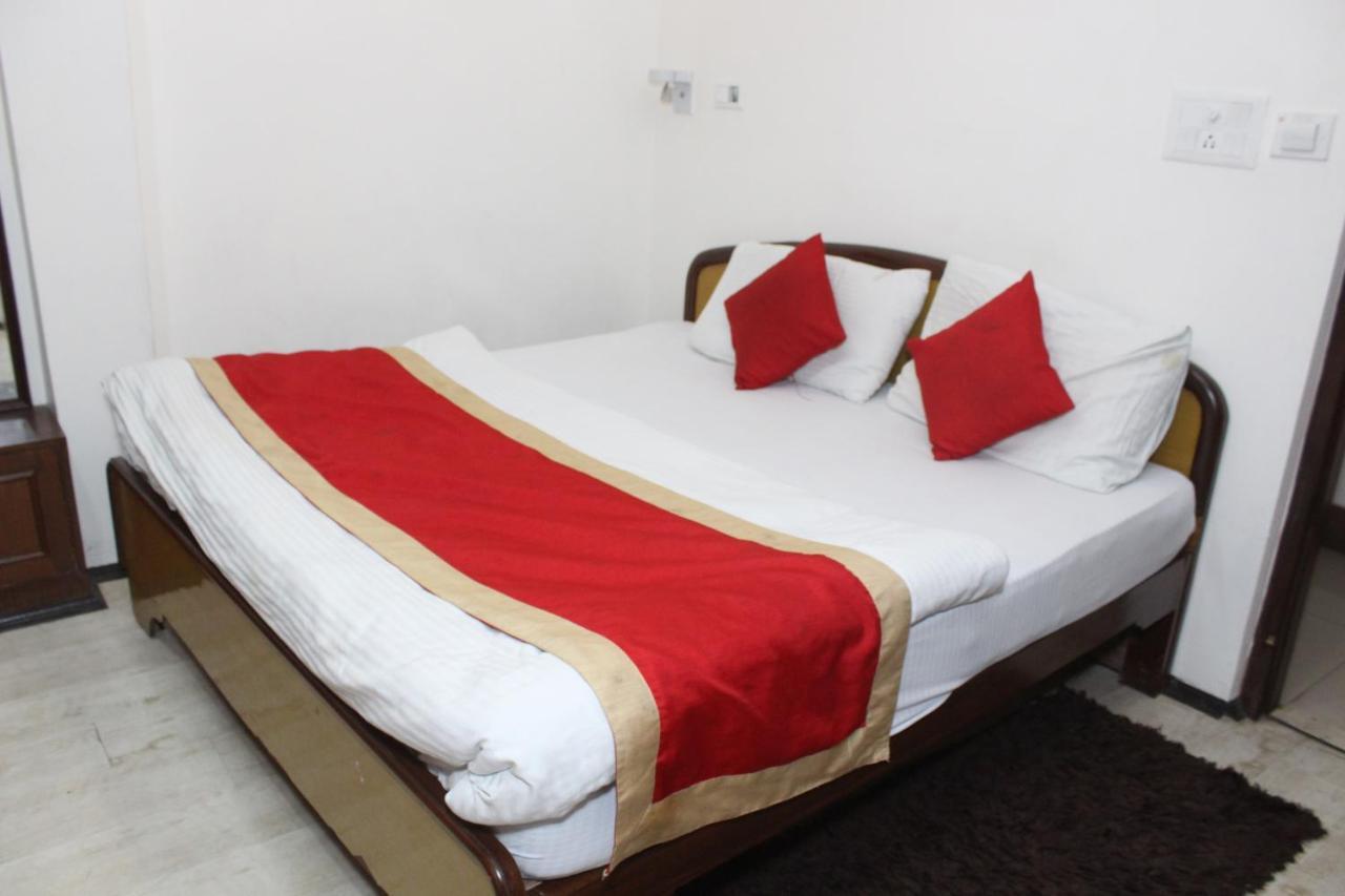 Hotel Dolls Inn Nainital Dış mekan fotoğraf