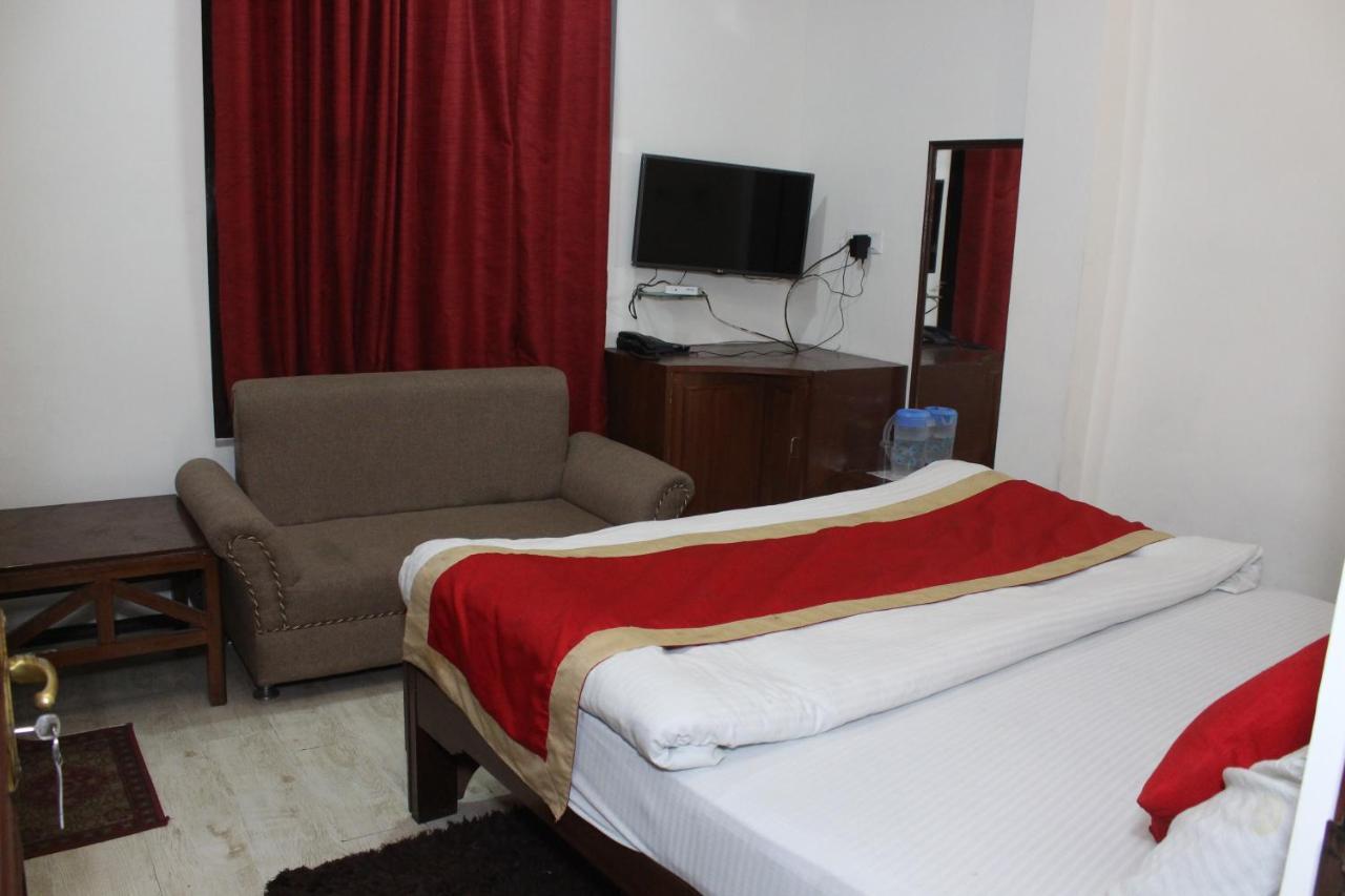 Hotel Dolls Inn Nainital Dış mekan fotoğraf