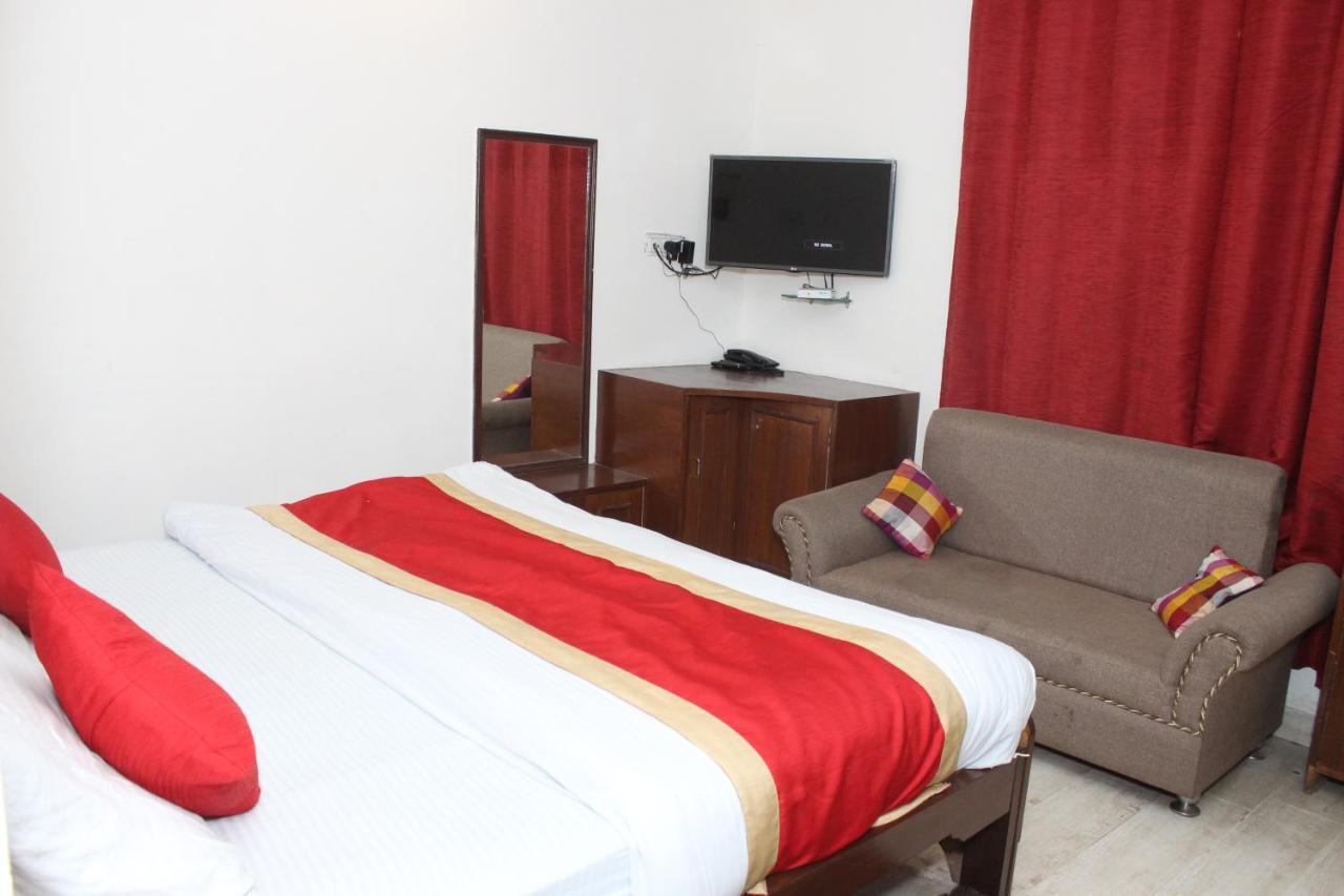 Hotel Dolls Inn Nainital Dış mekan fotoğraf