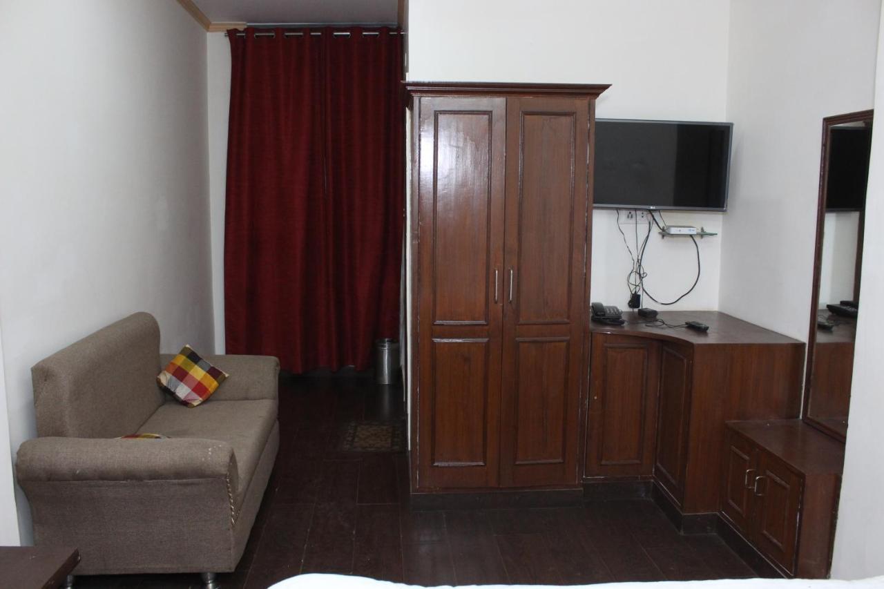 Hotel Dolls Inn Nainital Dış mekan fotoğraf